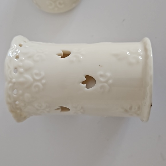 SKYE MCGHIE CREAM LACE pattern incense or tea candle holder - Picture 6 of 8